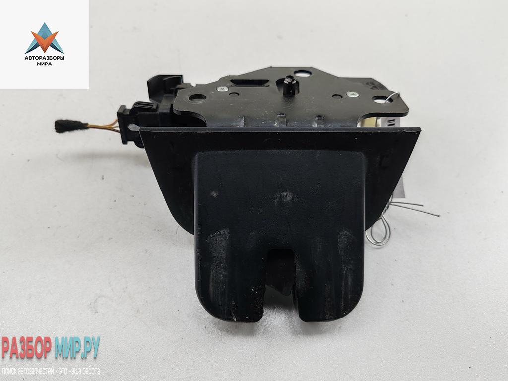 замок багажника Audi A4 B7 2005, универсал, 8P4827505B - фото №1