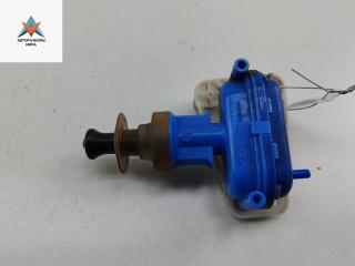 Активатор (привод) замка двери задней левой Audi 100 С3 [рестайлинг] 1989, 2.3 л., бензин, МКПП, серый, универсал