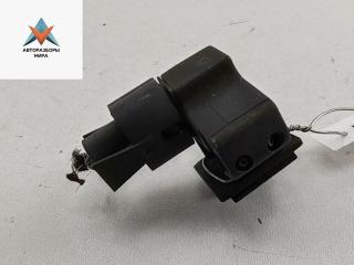 форсунка омывателя лобового стекла Audi A6 4B/C5 1999, 2.4 л., бензин, АКПП, зелёный, универсал, 4B0955987