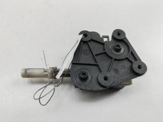 активатор замка багажника Audi A6 4B/C5 [рестайлинг] 2003, 2.5 л., дизель, АКПП, серый, универсал, 8E9827833