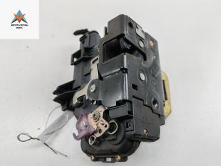 замок двери передней левой Audi A6 4B/C5 1999, 2.4 л., бензин, АКПП, зелёный, универсал, 4B1837015B