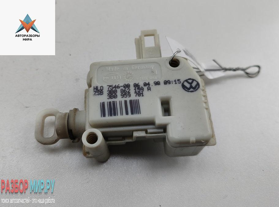 активатор замка багажника Audi A6 4B/C5 1998, 1.8 л., Ti, бензин, МКПП, чёрный, универсал, 3B0862159A - фото №1