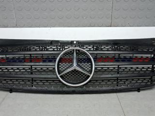 решетка радиатора Mercedes-Benz Vito W639 [рестайлинг] 2010, 2.2 л., CDI 109, дизель, МКПП, микроавтобус