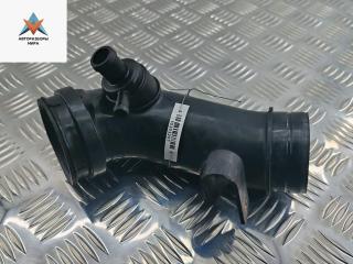 патрубок воздушного фильтра Audi A4 B5 1996, 1.8 л., бензин, 058133357A