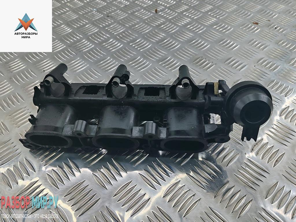 коллектор впускной Audi A4 B7 2005, 3.2 л., бензин, универсал, 06E133110E - фото №1