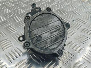насос вакуумный Audi A4 B7 2005, 3.2 л., бензин, АКПП, синий, универсал, 06E145100D