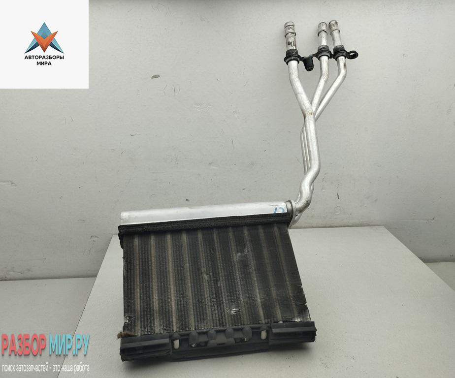 радиатор отопителя (печки) BMW 5 серия E39 1998, 2.0 л., бензин, МКПП, серый, седан, 8373840 - фото №1