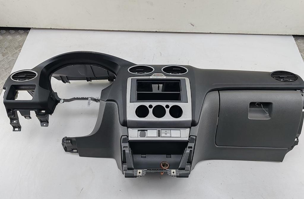 панель передняя салона (торпедо) Ford Focus II 2008, 1.6 л., дизель, МКПП, серый, универсал, 4M51A04305A