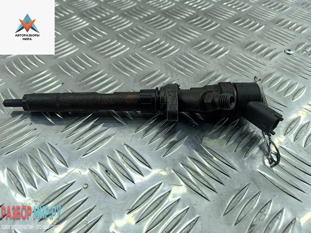 форсунка Fiat Ulysse 2 поколение 2002, 2.2 л., дизель, МКПП, синий, минивэн, 0445110036, 9637277980 - фото №1