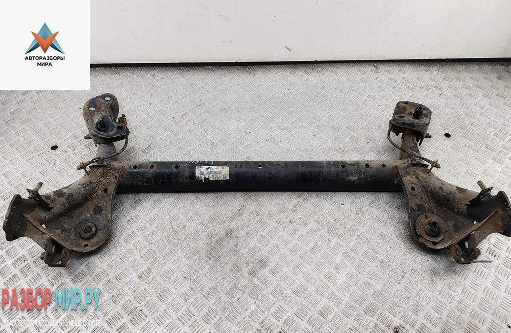 подрамник передний Ford Fiesta 6 поколение 2009, 1.3 л., бензин, МКПП, красный, хетчбэк 3 дв. - фото №1