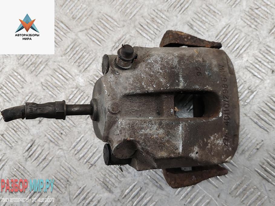 суппорт задний правый BMW 5 серия E39 1998, 2.0 л., бензин, МКПП, серый, седан - фото №1