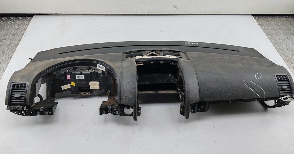 панель передняя салона (торпедо) Volkswagen Touareg 2006, 3.0 л., дизель, АКПП, серый, внедорожник 5 дв., 7L6857076