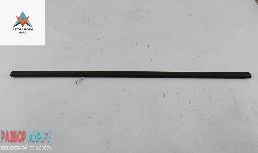 молдинг двери передней правой Volkswagen Golf 4 поколение 2003, 1.4 л., бензин, МКПП, синий, хетчбэк 3 дв., 1J3853516 - фото №1