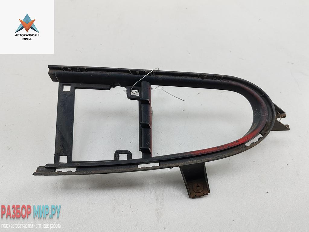 рамка фары противотуманной левой Ford Galaxy 1 поколение 1998, 1.9 л., дизель, МКПП, красный, минивэн, 7M0853683E - фото №1