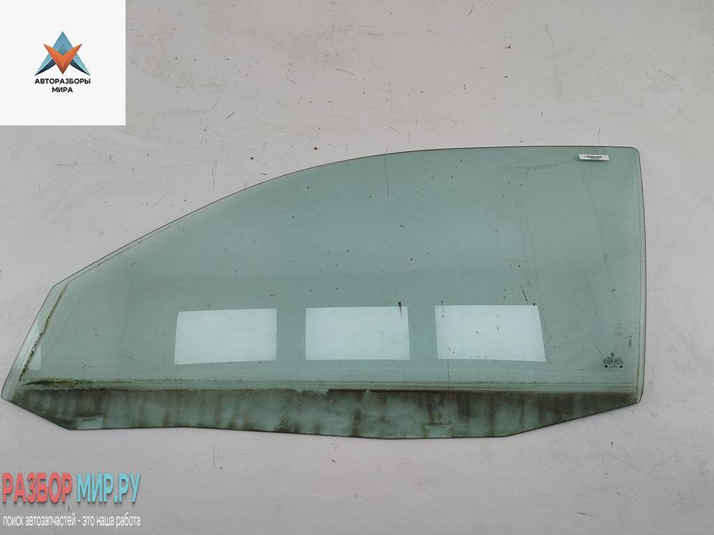 стекло двери передней левой Volkswagen Golf 4 поколение 2003, 1.4 л., бензин, МКПП, синий, хетчбэк 3 дв. - фото №1