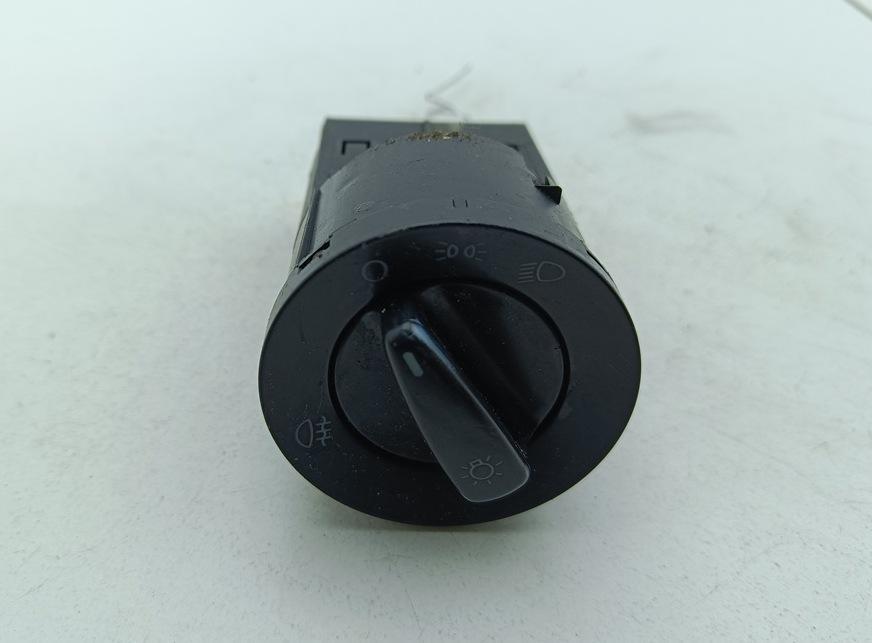 переключатель света Volkswagen Passat B5 1998, 1.9 л., дизель, МКПП, зелёный, универсал, 1C0941531