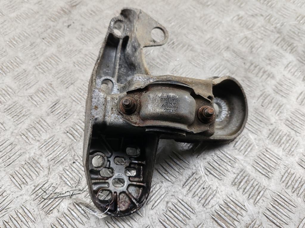 кронштейн (крепление) Audi A4 B7 2006, 1.8 л., Ti, бензин, МКПП, серый, универсал, 8E0199351 - фото №1