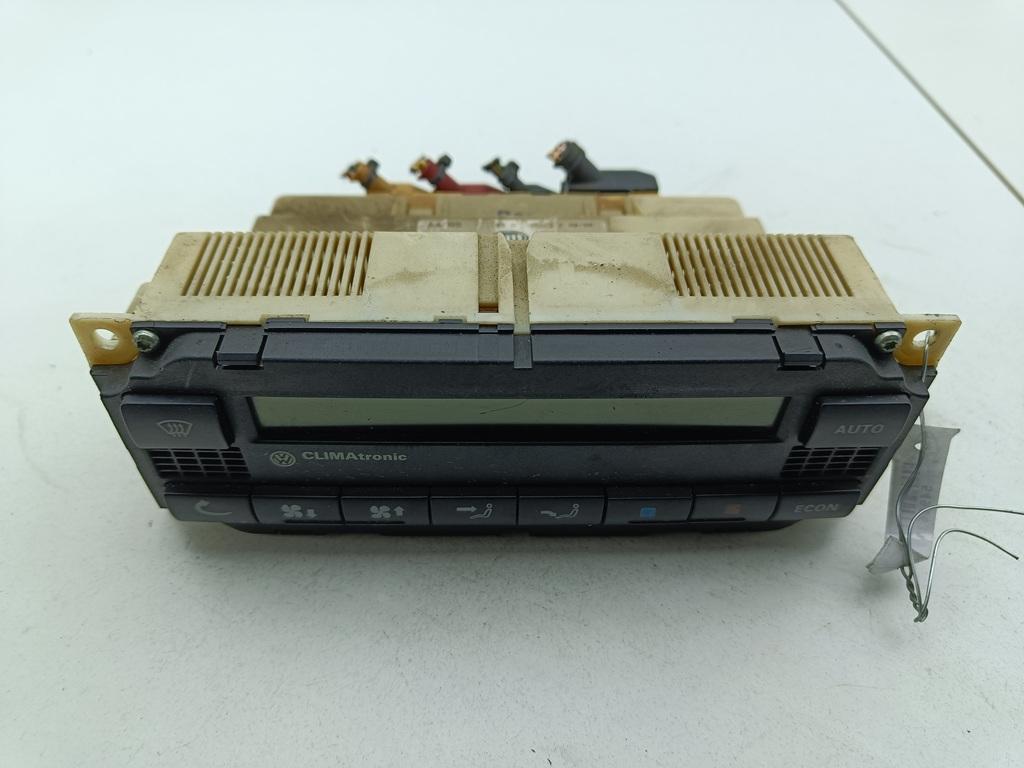 блок управления печки / климат-контроля Volkswagen Passat B5 1998, 1.9 л., дизель, МКПП, зелёный, универсал, 3B1907044A