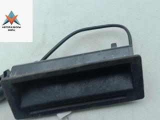 кнопка открытия багажника Volkswagen Golf 4 поколение 1999, 1.6 л., бензин, МКПП, синий, универсал, 1J0827566L