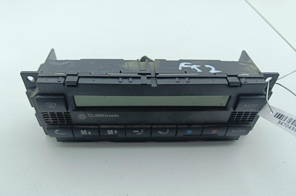 блок управления печки / климат-контроля Volkswagen Passat B5+ (GP) 2003, 1.6 л., бензин, МКПП, серый, универсал