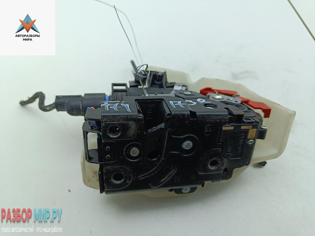 замок двери задней правой Volkswagen Golf 5 поколение 2005, 1.4 л., бензин, МКПП, серый, хетчбэк 5 дв., 7L0839016D - фото №1