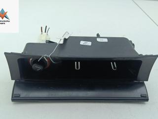 пепельница Volkswagen Passat B6 2009, 1.4 л., бензин, МКПП, чёрный, универсал, 3C0863961G