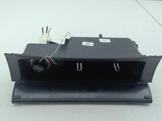 пепельница Volkswagen Passat B6 2009, 1.4 л., бензин, МКПП, чёрный, универсал, 3C0863961G
