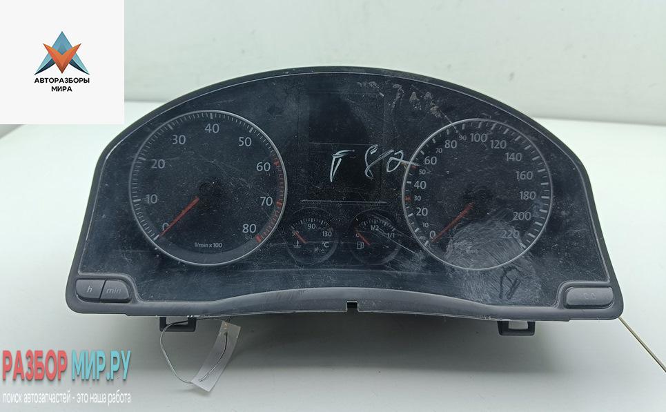 приборная панель Volkswagen Golf 5 поколение 2004, 1.4 л., бензин, МКПП, синий, хетчбэк 5 дв., 1K0920850P - фото №1