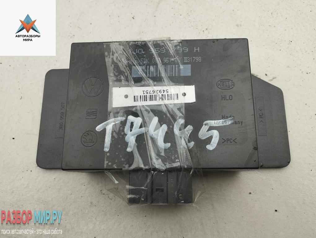 блок комфорта Volkswagen Passat B5 1998, 1.8 л., бензин, МКПП, серый, седан, 1J0959799H - фото №1