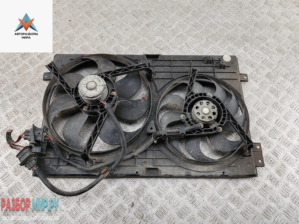 вентилятор радиатора Volkswagen Bora 1 поколение 1999, 1.6 л., бензин, МКПП, чёрный, универсал, 1J0121207M - фото №1