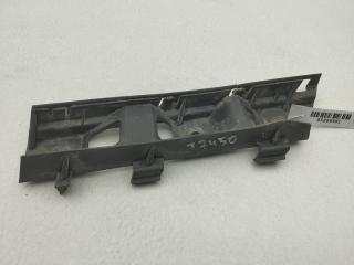 кронштейн переднего бампера Volkswagen Passat B6 2006, 1.6 л., бензин, АКПП, чёрный, универсал, 3C0807183