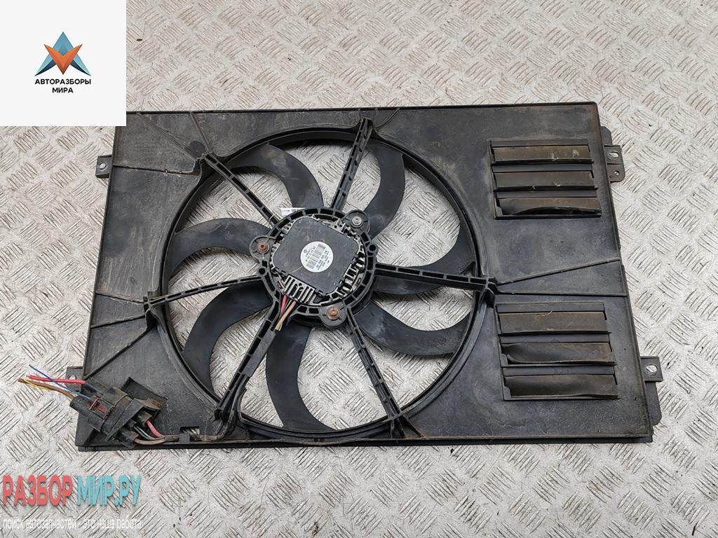 вентилятор радиатора Volkswagen Golf 6 поколение 2010, 1.6 л., дизель, МКПП, серый, универсал, 1K0121203AH - фото №1