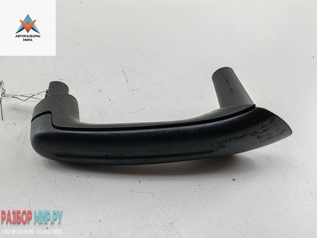 ручка внутренняя передняя правая Volkswagen Golf 4 поколение 2003, 1.4 л., бензин, МКПП, синий, хетчбэк 3 дв., 1J0867180A - фото №1