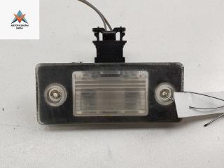 подсветка номера Skoda Yeti 1 поколение 2010, 2.0 л., дизель, МКПП, коричневый, внедорожник 5 дв., 6Y0943021E