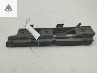 кронштейн переднего бампера Volkswagen Passat B6 2006, 2.0 л., бензин, МКПП, синий, универсал, 3C0807184