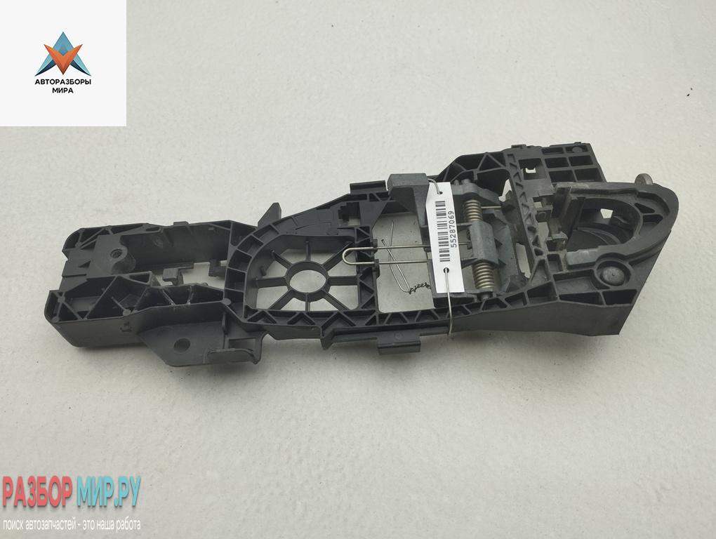 ручка наружная задняя правая Volkswagen Passat B7 2013, 2.0 л., дизель, АКПП, серый, универсал, 3C0837885J - фото №1