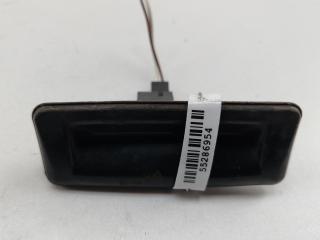 кнопка открытия багажника Skoda Yeti 2010, 2.0 л., дизель, МКПП, коричневый, внедорожник 5 дв., 3T0827566C