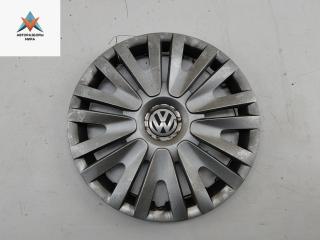 колпак колесный Volkswagen Golf 6 поколение 2010, 1.6 л., дизель, МКПП, серый, универсал, 5K0601147F