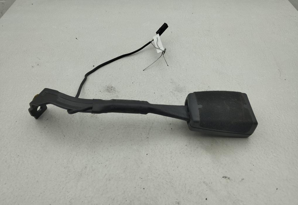 замок ремня безопасности Volkswagen Passat B6 2006, 2.0 л., бензин, МКПП, синий, универсал, 1K3857756AX