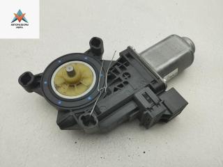 моторчик стеклоподъемника передний правый Skoda Fabia 2 поколение (5J) 2009, 1.2 л., бензин, МКПП, серый, хетчбэк 5 дв., 6Q2959801R