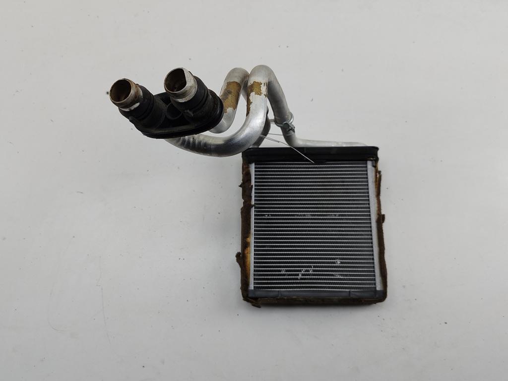 радиатор отопителя (печки) Volkswagen Passat B6 2006, 2.0 л., бензин, МКПП, серый, седан, 3C0819031