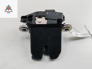 замок багажника Skoda Fabia 2 поколение (5J) 2009, хетчбэк 5 дв., 5J0827501B