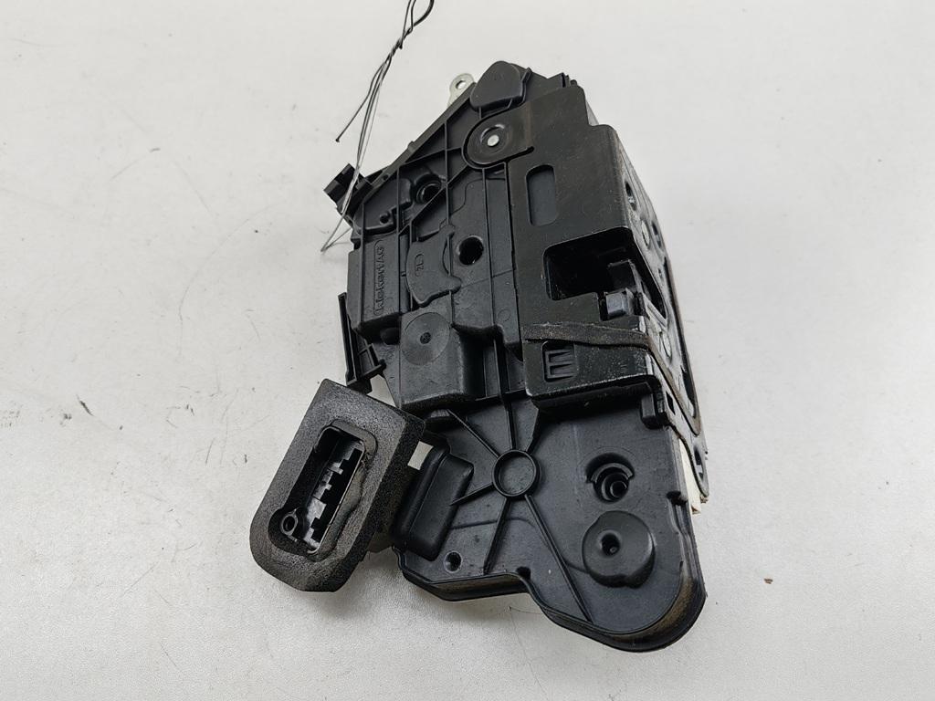 замок двери передней левой Skoda Yeti 2010, 2.0 л., дизель, МКПП, коричневый, внедорожник 5 дв., 5K1837015B