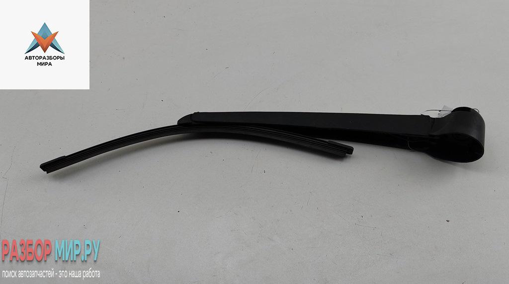 Щеткодержатель (поводок стеклоочистителя) задний Volkswagen Golf 6 поколение 2010, 1.6 л., дизель, МКПП, серый, универсал - фото №1