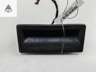 кнопка открытия багажника Volkswagen Golf 6 поколение 2010, 1.6 л., дизель, МКПП, серый, универсал, 5N0827566