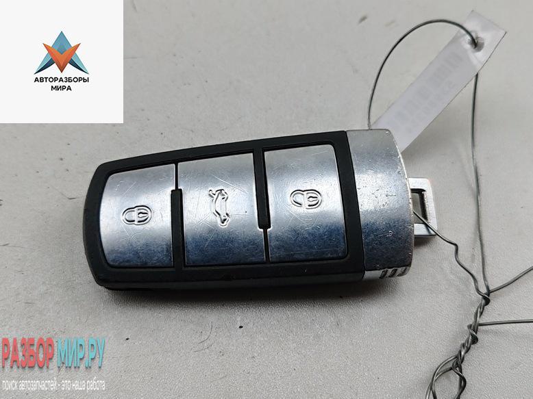 ключ Volkswagen Passat B6 2005, 2.0 л., дизель, МКПП, серый, универсал - фото №1