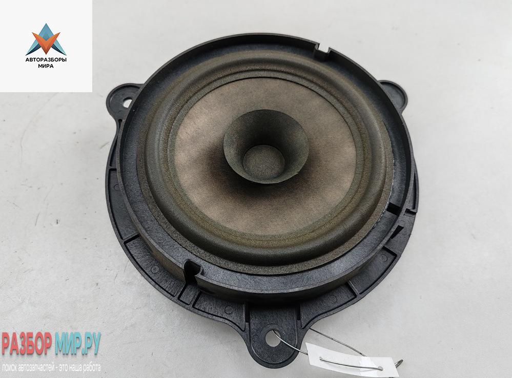 динамик двери Nissan Note E11 2006, 1.4 л., бензин, МКПП, серый, хетчбэк 5 дв. - фото №1