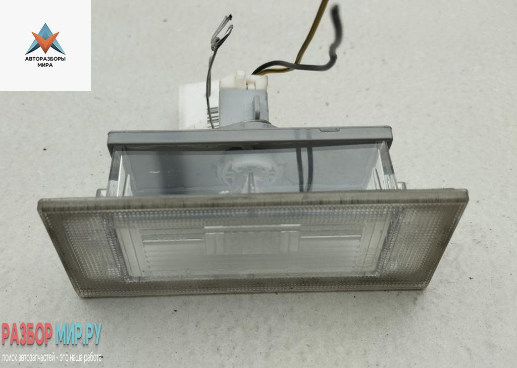 подсветка номера Kia Sorento 3 поколение 2016, 2.2 л., дизель, АКПП, серый, внедорожник 5 дв., 925013K000 - фото №1