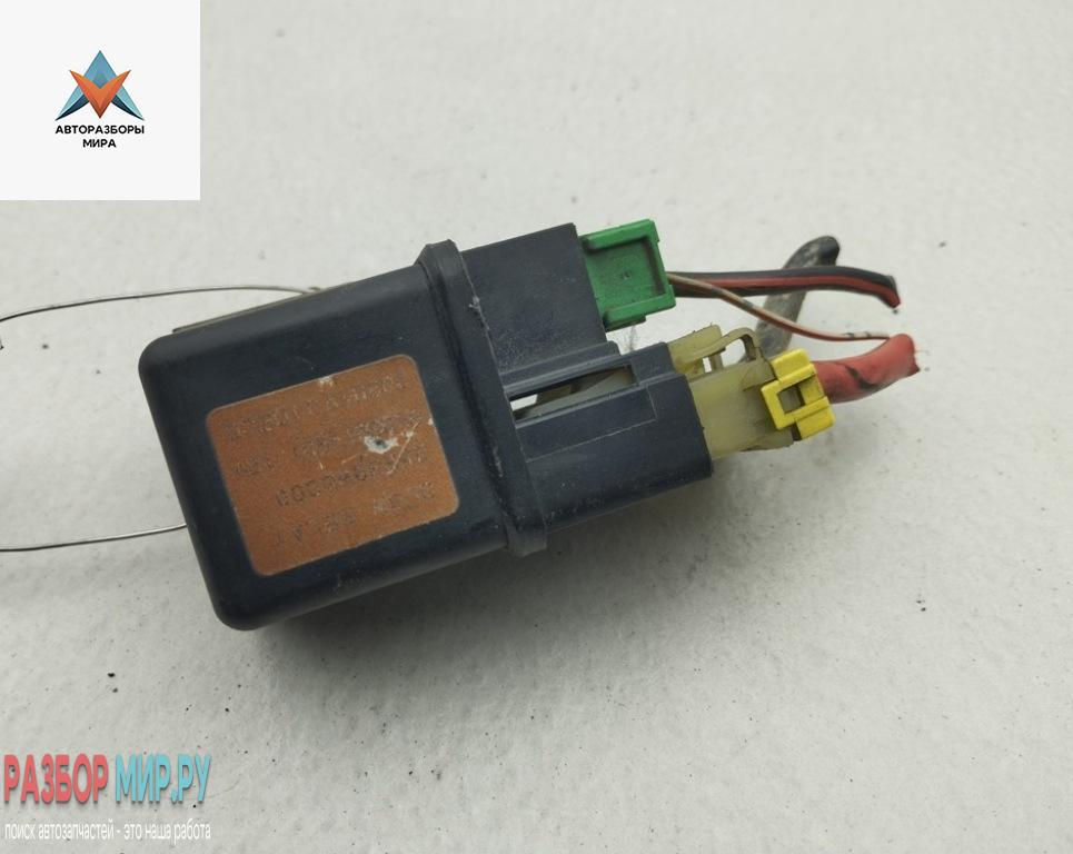 реле накала свечей Nissan Primera P12 2002, 2.2 л., дизель, МКПП, серый, универсал - фото №1