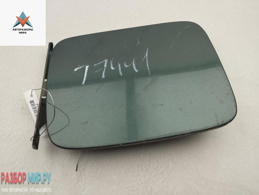 лючок топливного бака Nissan Primera P12 2002, 2.2 л., дизель, МКПП, серый, универсал - фото №1